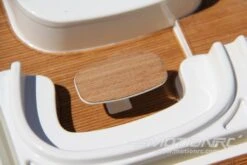 Bancroft D558 St. Tropez 1/20 Scale 840mm (33") Yacht - RTR -Kyosho Store bancroft d558 st tropez 1 20 scale 840mm 33 yacht rtr motion rc 49103167914329