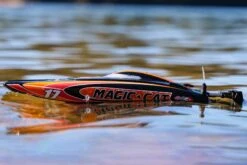Bancroft Magic Cat V5 Micro 220mm (8.7") Racing Boat - RTR