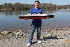 Bancroft RMS Titanic 1/200 Scale 1360mm (53.5") British Liner - RTR -Kyosho Store bancroft rms titanic 1 200 scale 1360mm 53 5 british liner rtr motion rc 49033164718425