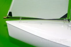 Bancroft Sportsail 550mm (22") Sailboat - RTR -Kyosho Store bancroft sportsail sailboat rtr motion rc 14323337363505