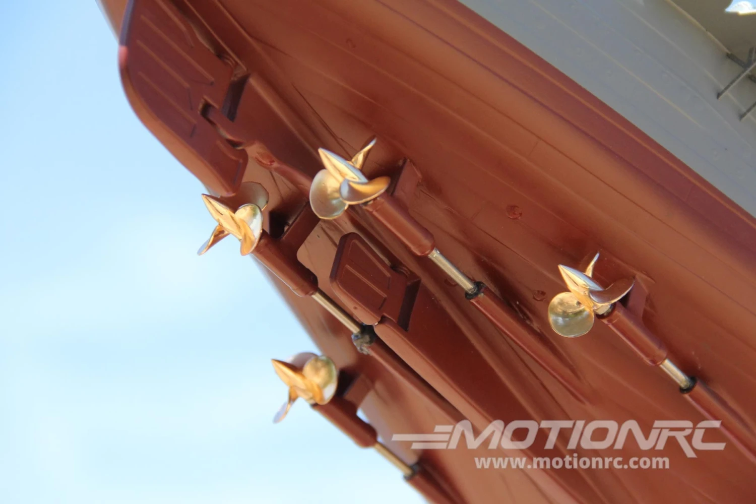 Bancroft Yamato 1/200 Scale 1310mm (52") Japanese Battleship - RTR 13 Bancroft Yamato 1/200 Scale 1310mm (52") Japanese Battleship - RTR - Image 11